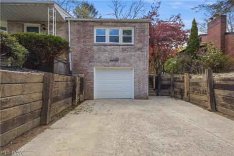 3232 Bears Den Road Youngstown OH 44511