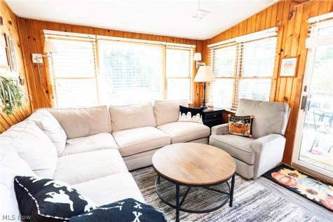 1403 Clearview Road Lyndhurst OH 44124
