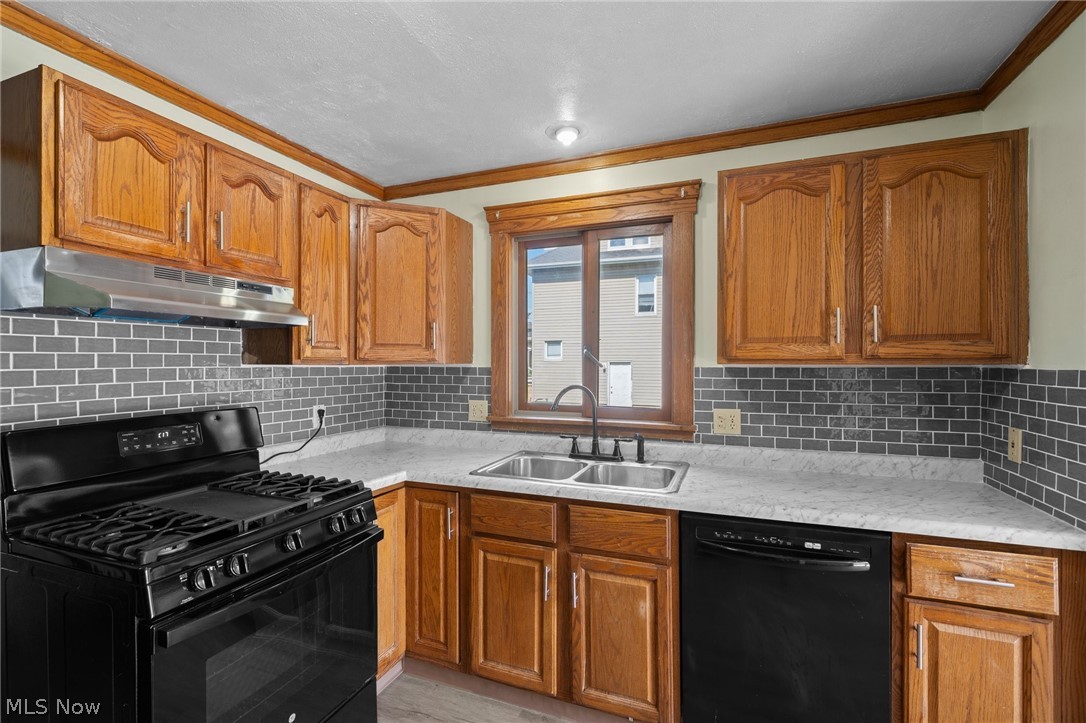 160 Claremont Avenue NW Canton OH 44708
