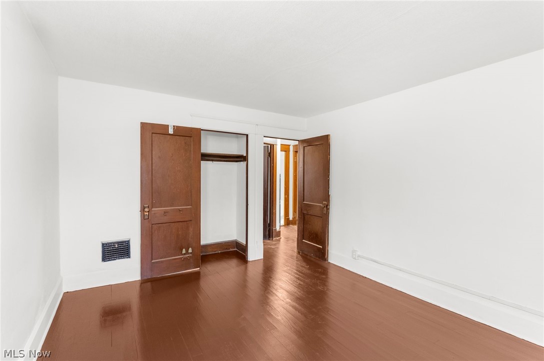 56 Spring Street Struthers OH 44471