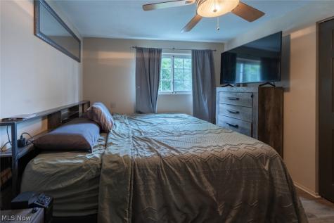 13473 Donald Drive Brook Park OH 44142