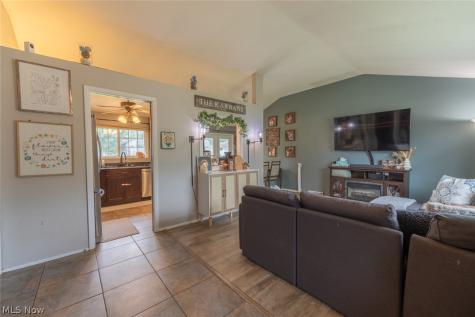 13473 Donald Drive Brook Park OH 44142