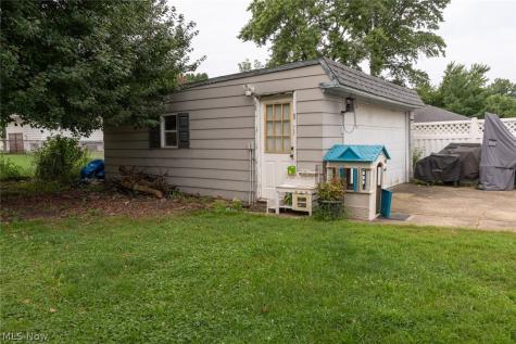 13473 Donald Drive Brook Park OH 44142