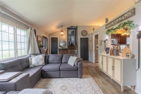 13473 Donald Drive Brook Park OH 44142