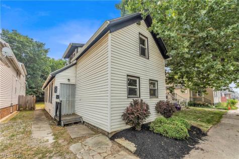 3221 Trowbridge Avenue Cleveland OH 44109