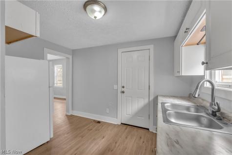 3221 Trowbridge Avenue Cleveland OH 44109