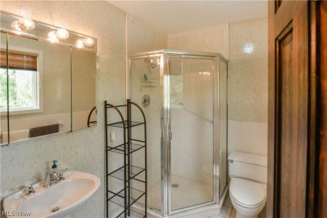 2930 Valley Lane Sandusky OH 44870