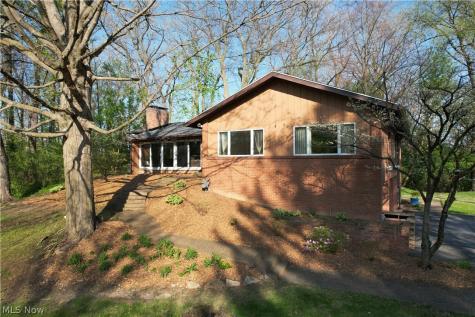 2930 Valley Lane Sandusky OH 44870