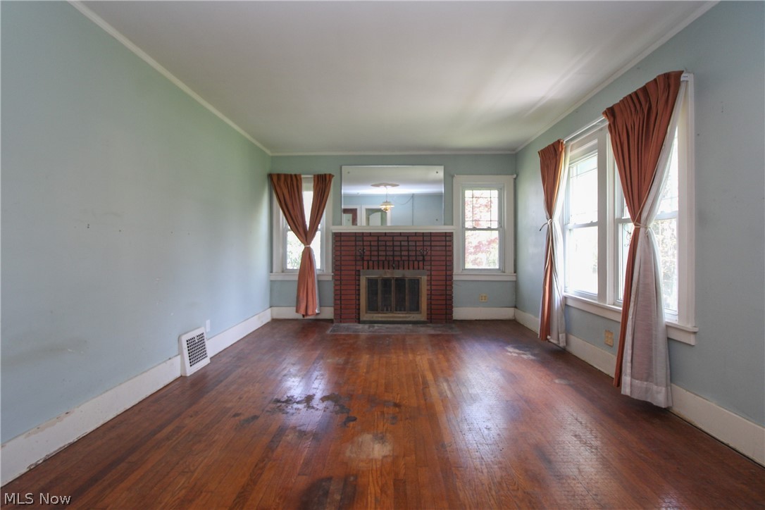 628 North Road SE Warren OH 44484