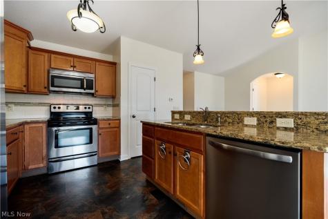 6617 Harness Circle NE Canton OH 44721
