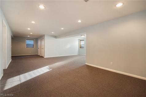 6617 Harness Circle NE Canton OH 44721