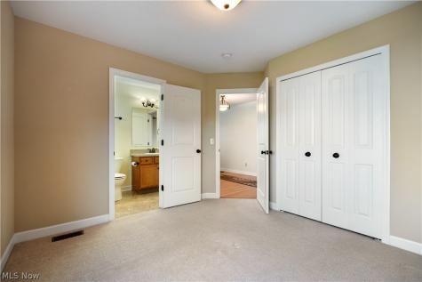 6617 Harness Circle NE Canton OH 44721
