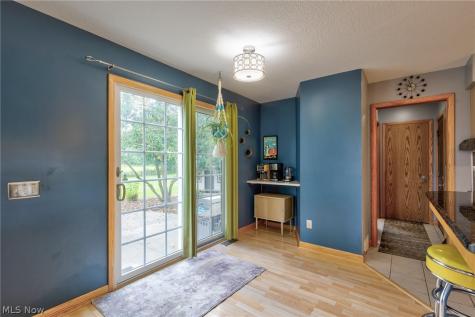 4456 Maplegrove Avenue Louisville OH 44641