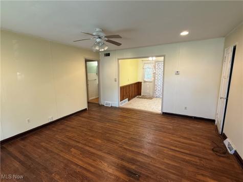 14400 Courtland Avenue Cleveland OH 44111