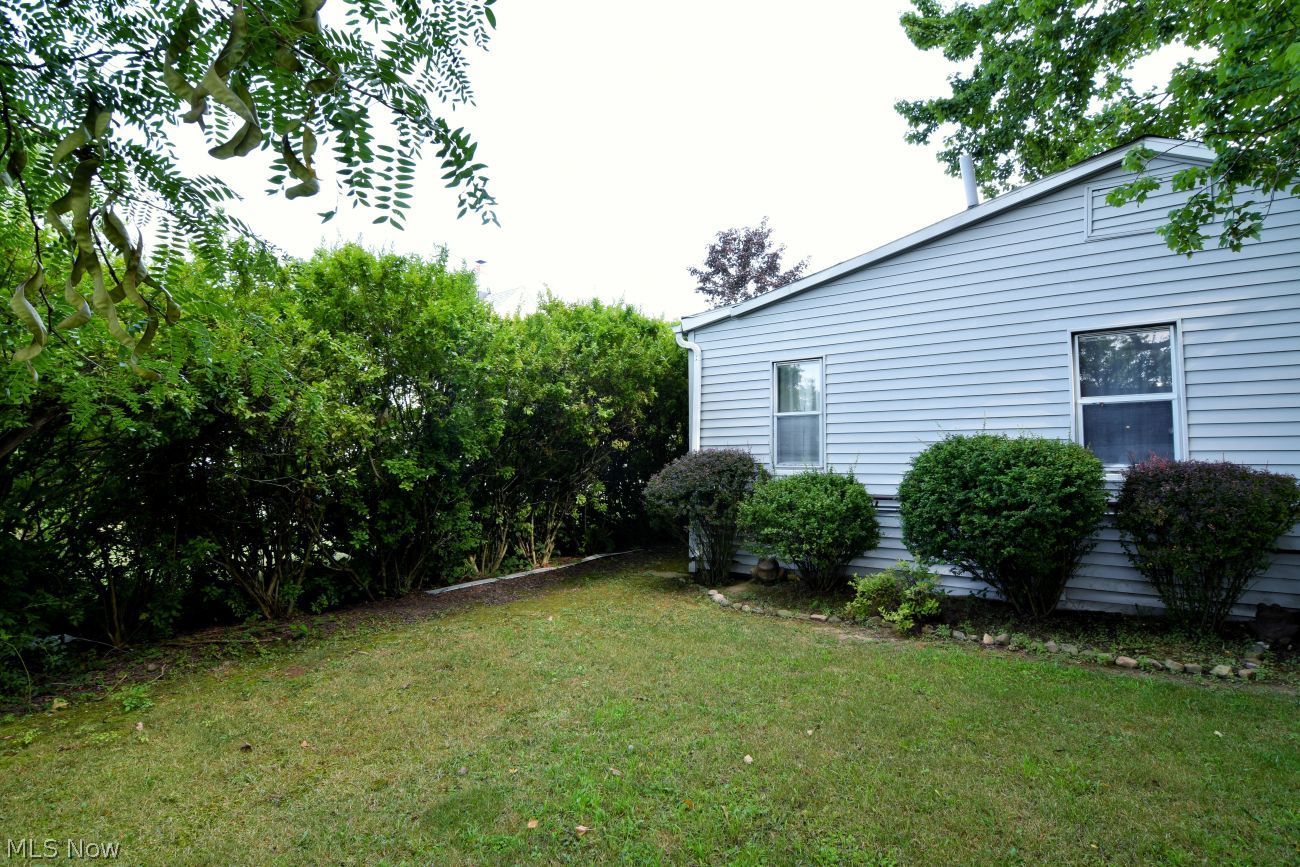 23285 Blackburn Road Oakwood OH 44146