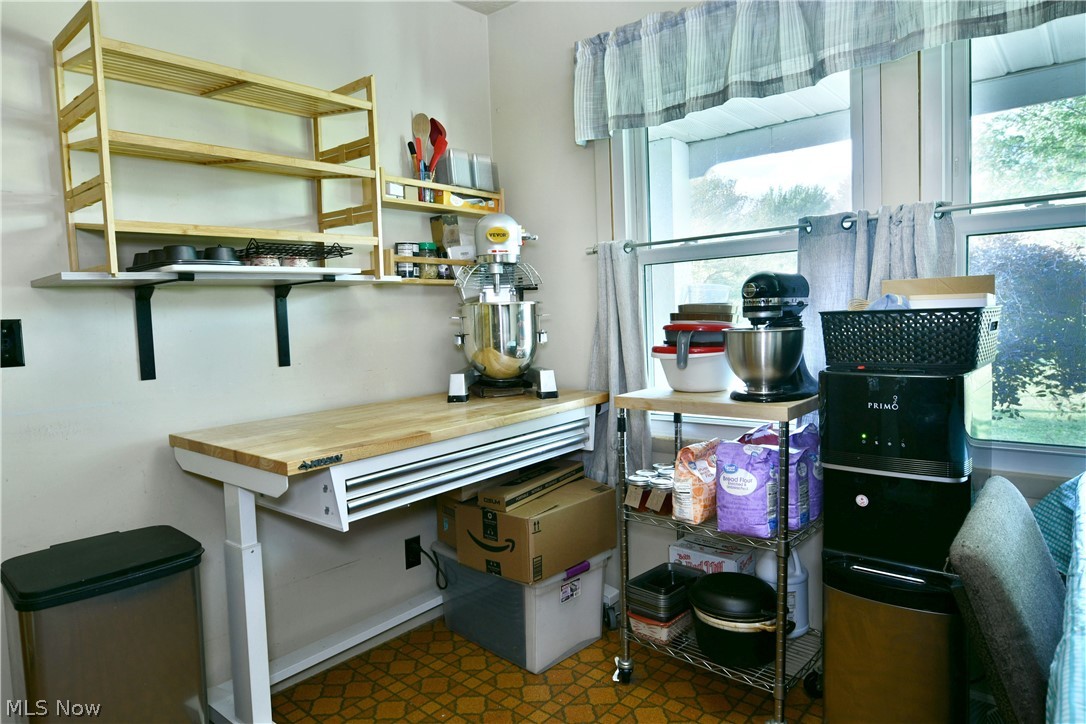 2484 Mahan Denman Road Cortland OH 44410