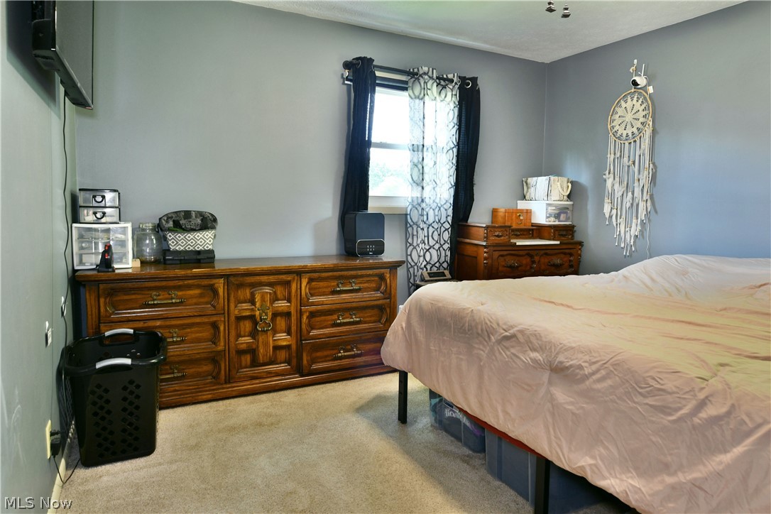 2484 Mahan Denman Road Cortland OH 44410