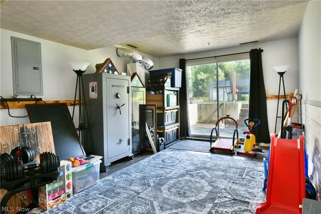 2484 Mahan Denman Road Cortland OH 44410