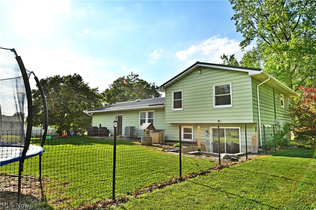 2484 Mahan Denman Road Cortland OH 44410