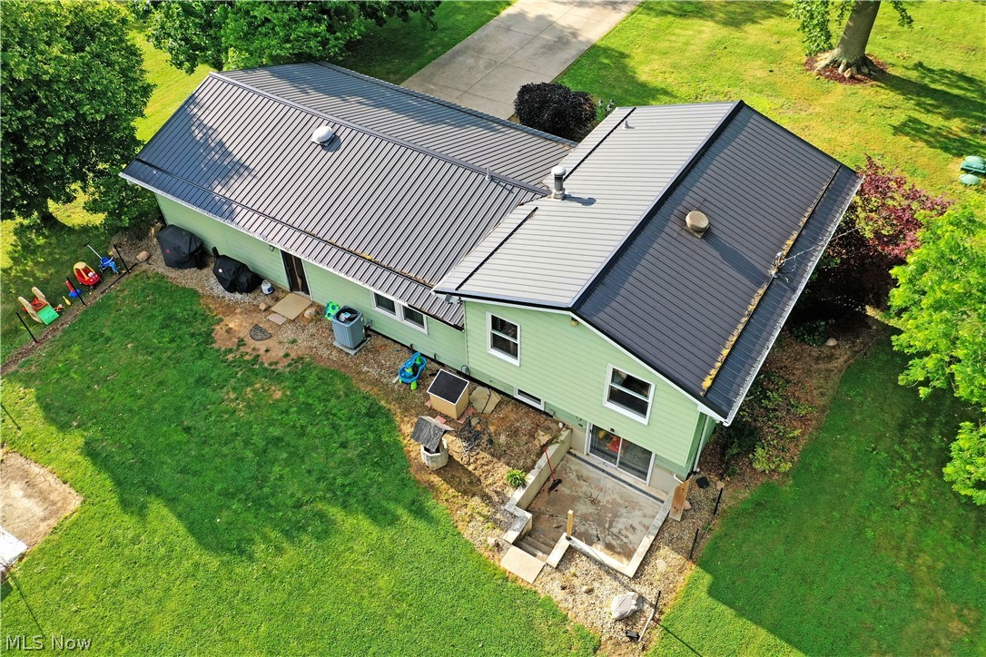 2484 Mahan Denman Road Cortland OH 44410