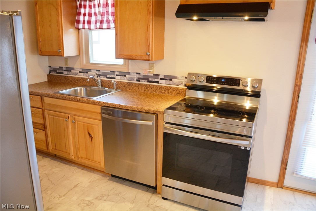 1113 S Broadway Street New Philadelphia OH 44663