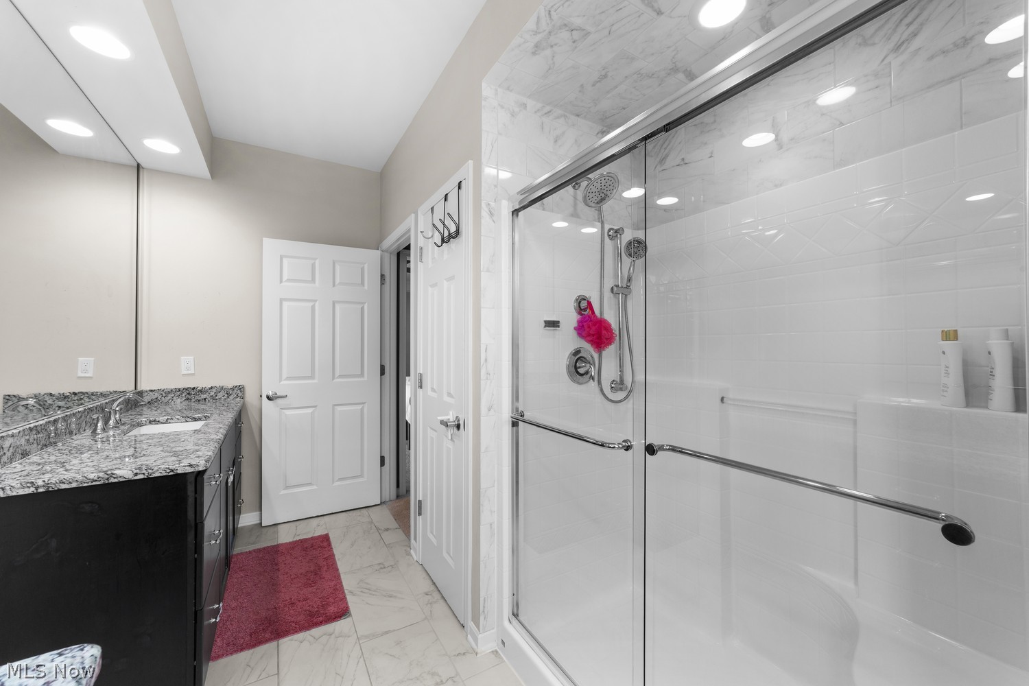 6608 Som Court Mayfield Village OH 44143