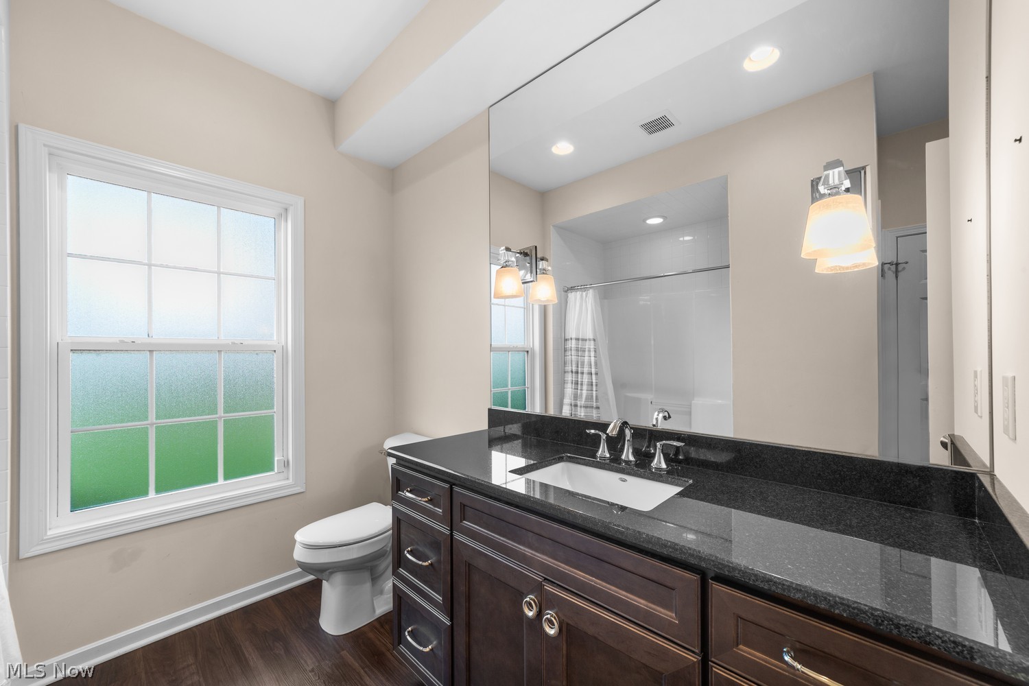 6608 Som Court Mayfield Village OH 44143