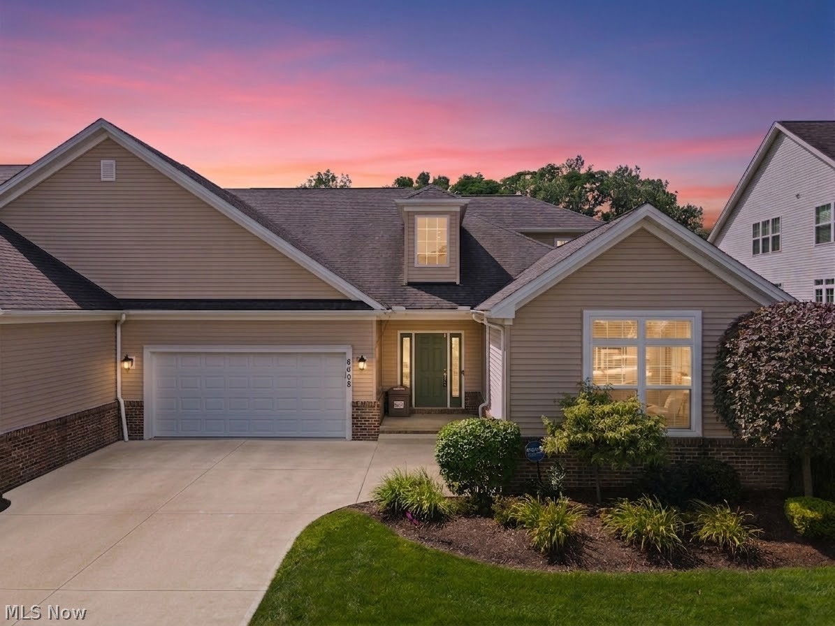 6608 Som Court Mayfield Village OH 44143