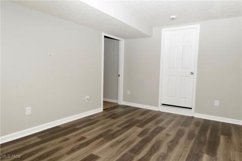 2382 Mogadore Road Akron OH 44312