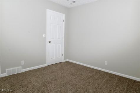 2382 Mogadore Road Akron OH 44312