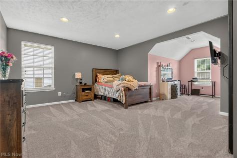 2545 Blue Ash Avenue NW Canton OH 44708