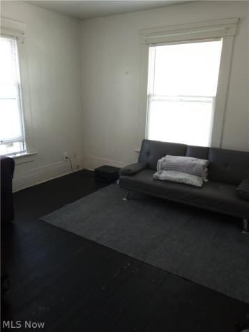 518 Sumner Street Akron OH 44304
