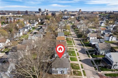 518 Sumner Street Akron OH 44304