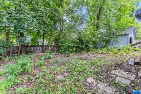 518 Sumner Street Akron OH 44304