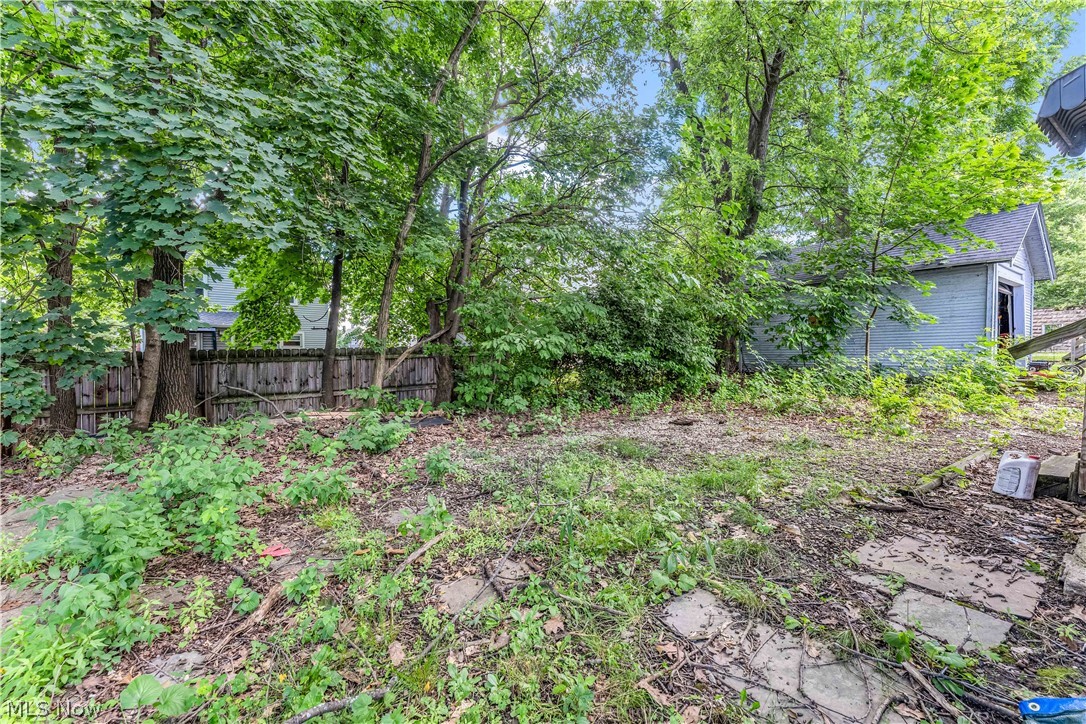 518 Sumner Street Akron OH 44304