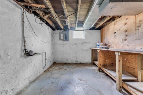 518 Sumner Street Akron OH 44304