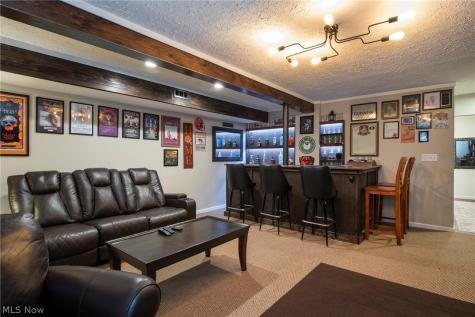 8537 Bentley Drive Olmsted Falls OH 44138