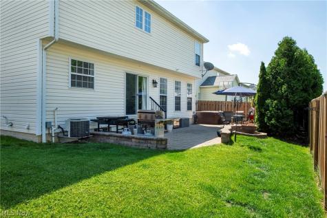 8537 Bentley Drive Olmsted Falls OH 44138