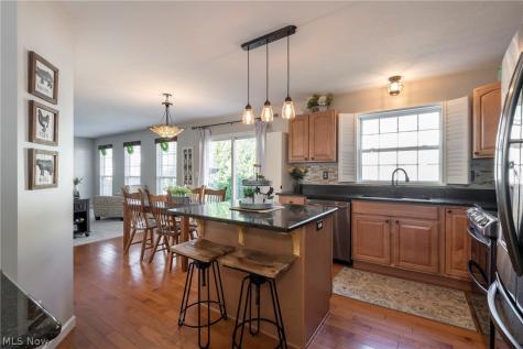 8537 Bentley Drive Olmsted Falls OH 44138
