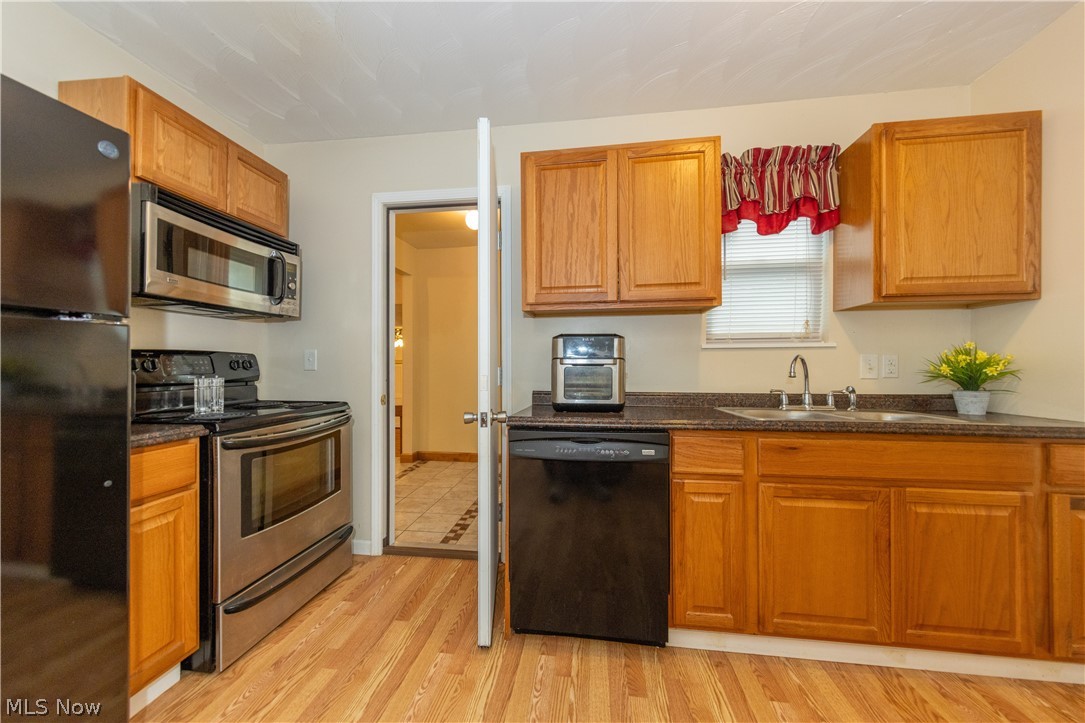 24656 Chardon Road Richmond Heights OH 44143