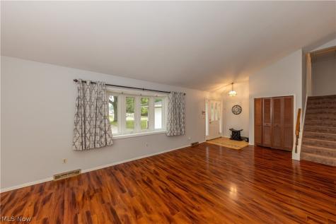 24656 Chardon Road Richmond Heights OH 44143