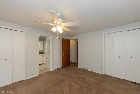 24656 Chardon Road Richmond Heights OH 44143