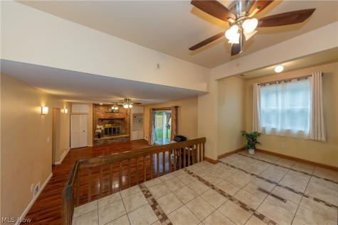 24656 Chardon Road Richmond Heights OH 44143