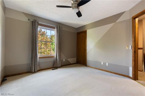 2124 Mount Pleasant Street NE Canton OH 44721