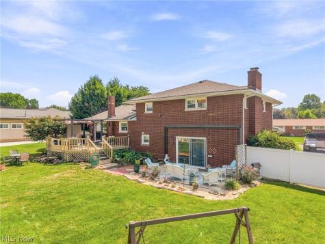 1409 Opal Street Louisville OH 44641