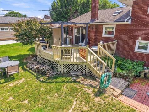 1409 Opal Street Louisville OH 44641