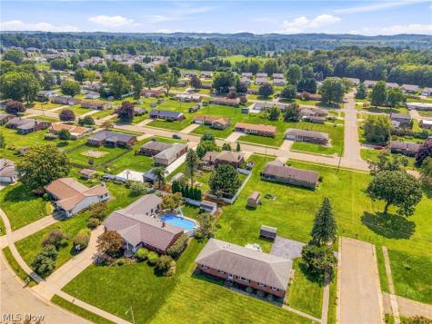 1409 Opal Street Louisville OH 44641