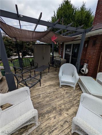 1409 Opal Street Louisville OH 44641