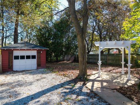 461 Morningview Avenue Akron OH 44305
