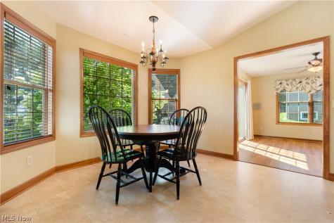 4946 Simsbury Circle NW Massillon OH 44646